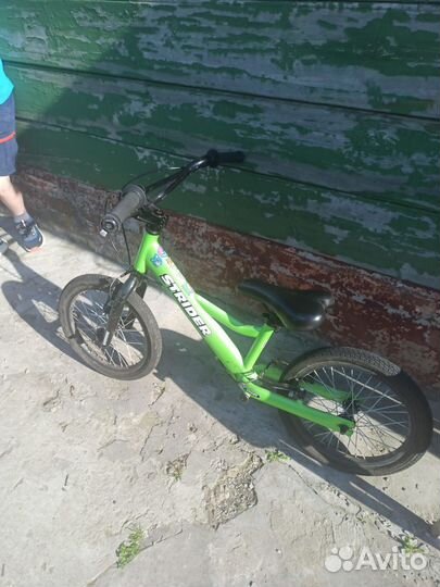 Беговел Strider sport 16