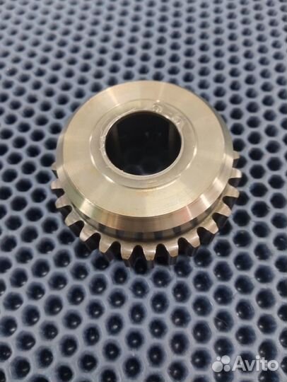 Kawasaki Zephyr 400 шестерня привода цепи