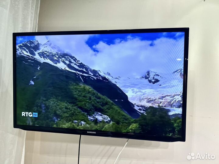 Телевизор Samsung 40 дюймов