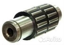 Ось сателлита бортовой передачи с подшником 664706