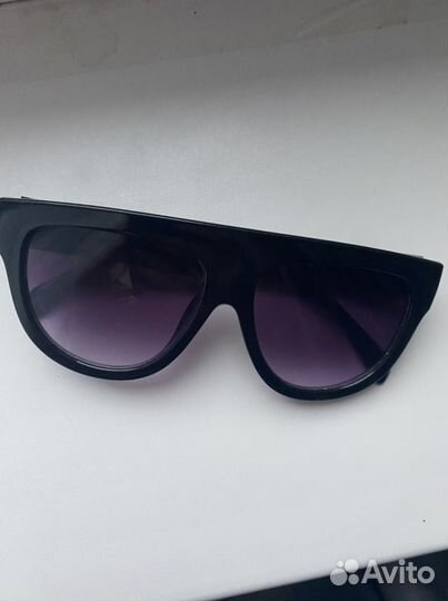 Солнечные очки женские