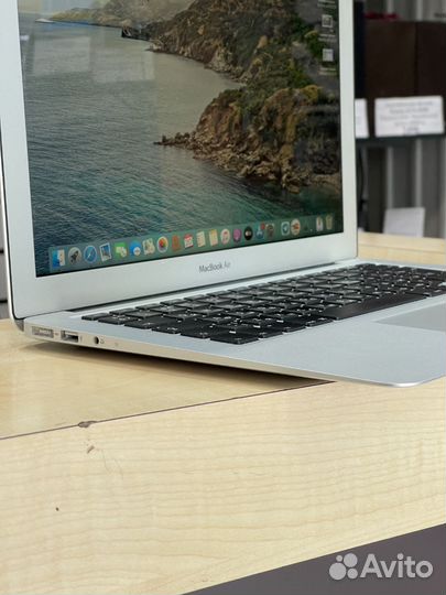 Ноутбук Macbook Air 13 inch mid 2012 (i7, 8/256)