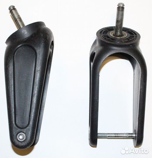 Вилка и держатель для переднего колеса коляски