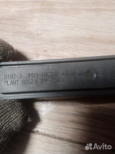 Крышка корпуса отопителя Ford Focus 2