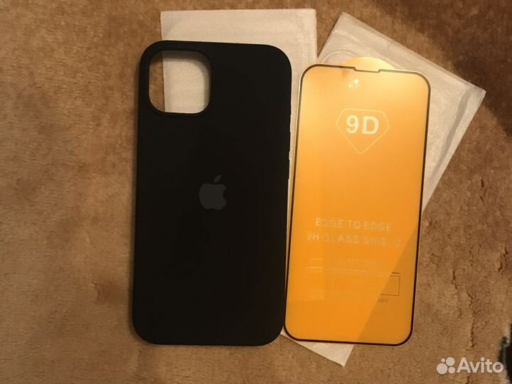 Продам чехол на iPhone 14