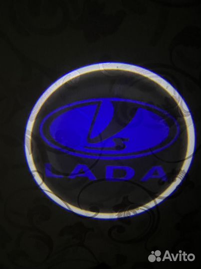 Подсветка логотипов