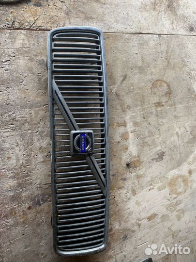 Решетка радиатора volvo s80