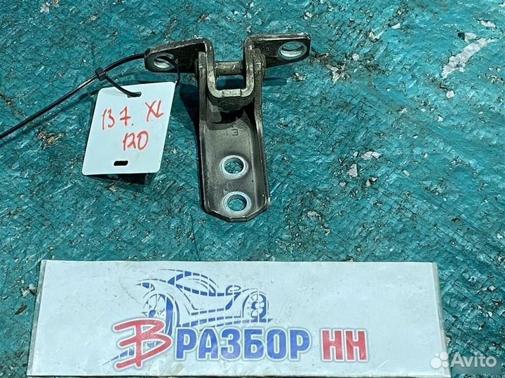 Петля двери передней правой Mitsubishi Outlander