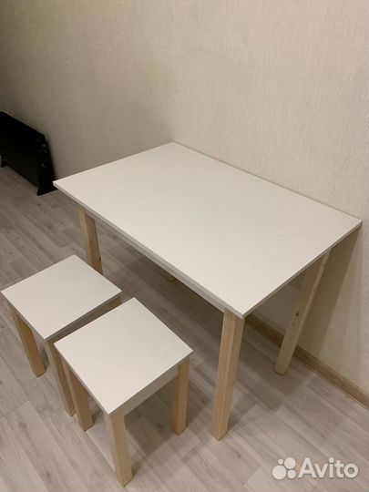 Стол на кухню