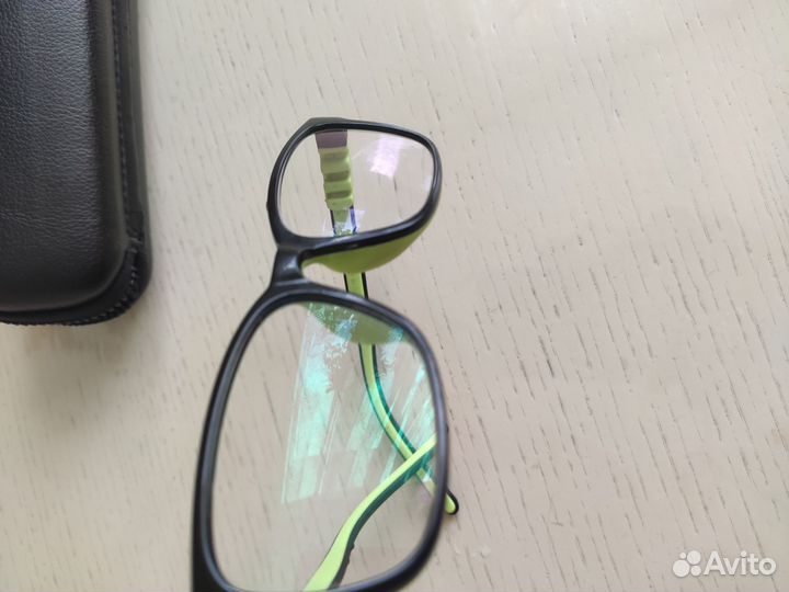 Оправа с футляром, 7-9 лет