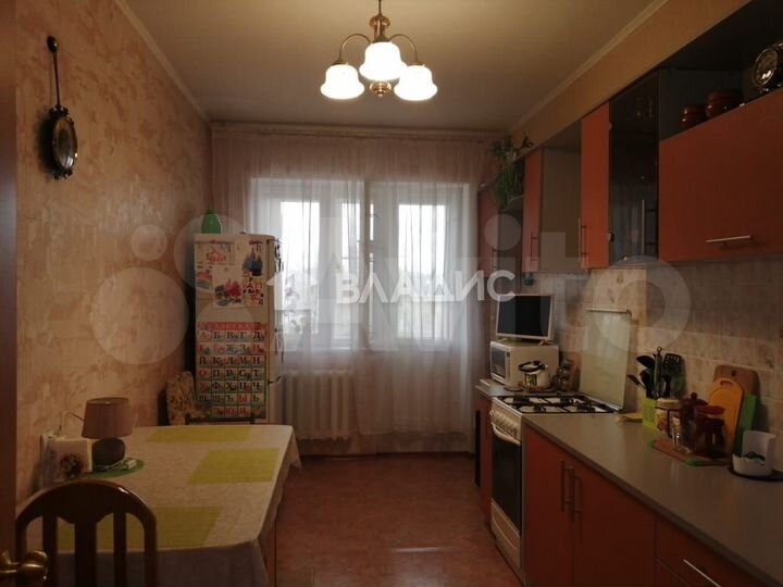 2-к. квартира, 74 м², 4/6 эт.
