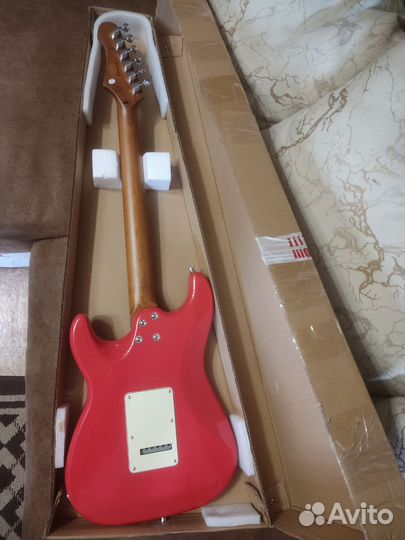 Новая электрогитара Jet JS-400 / обмен