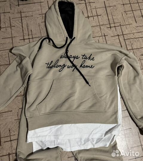 Спортивный костюм для девочки 152