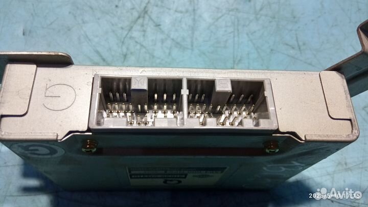 Блок управления для Nissan Cedric Y31