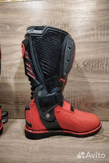 Мотоботы кроссовые Forma predator 2.0