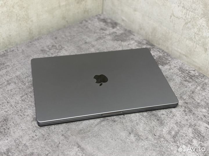 MacBook Pro 16