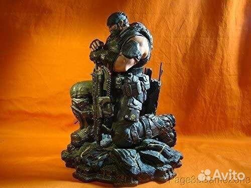 Gears of War Epic - Маркус Феникс (статуэтка)