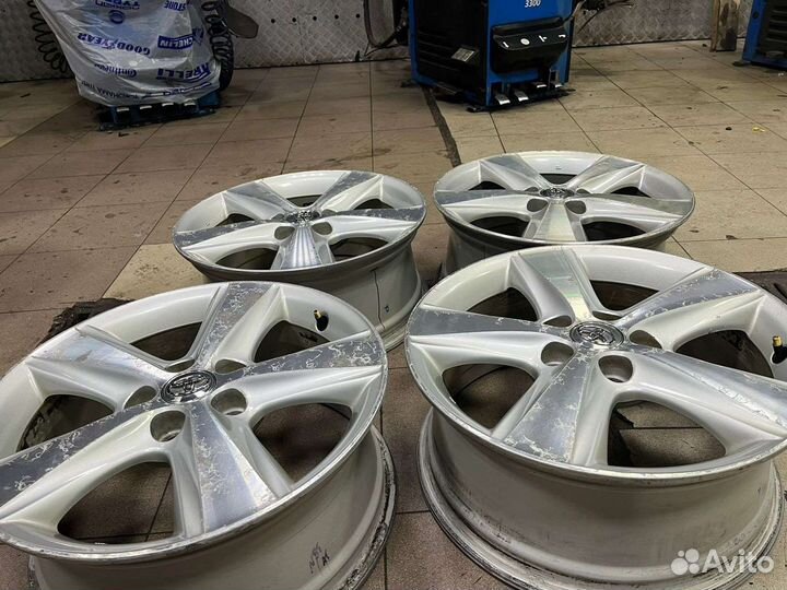Диски на toyota camry r17