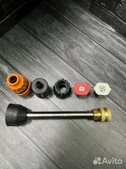 Портативная мойка высокого давления