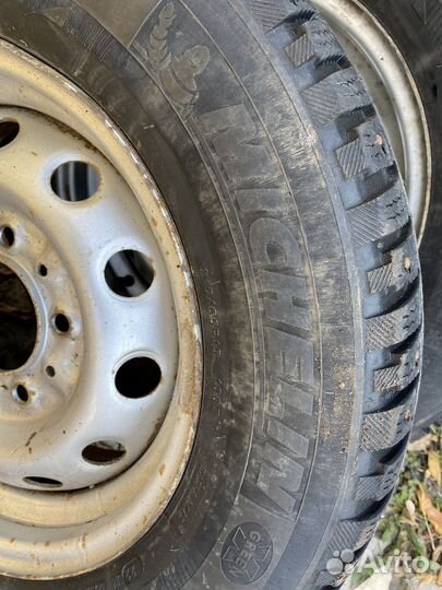 Michelin 4X4 A/T 215/65 R15