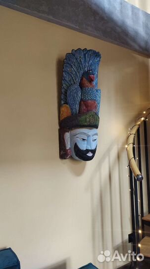 Маска декоративная на стену