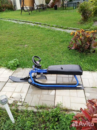 Подаём снегокат