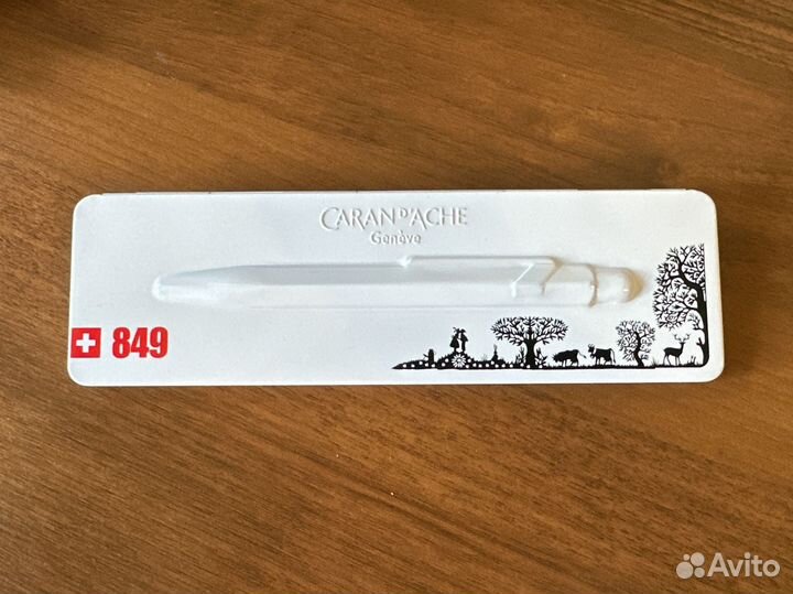 Ручка шариковая Caran d'Ache 849