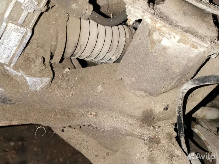 Подрамник Volkswagen Passat b3 1.8