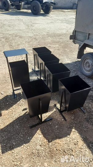 Урна уличная металлическая