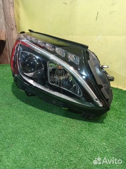 Фара правая LED mersedes benz C-Class (W205) 2013