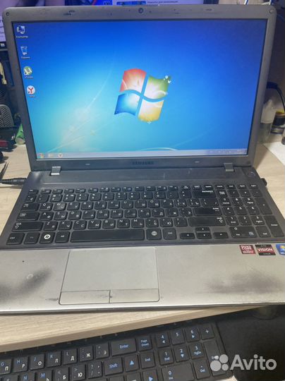 Ноутбук samsung