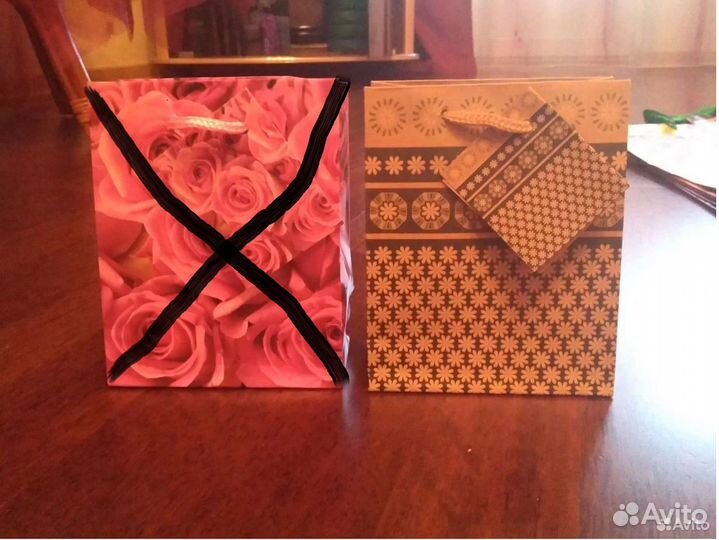 Подарочные пакеты