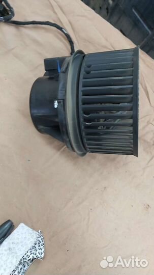 Моторчик отопителя печки Форд Мондео 4