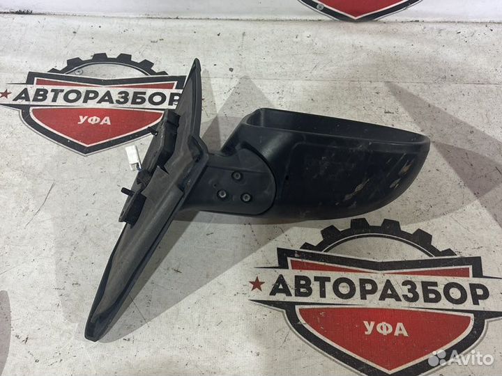 Зеркало правое Mazda 3 BL 09-13