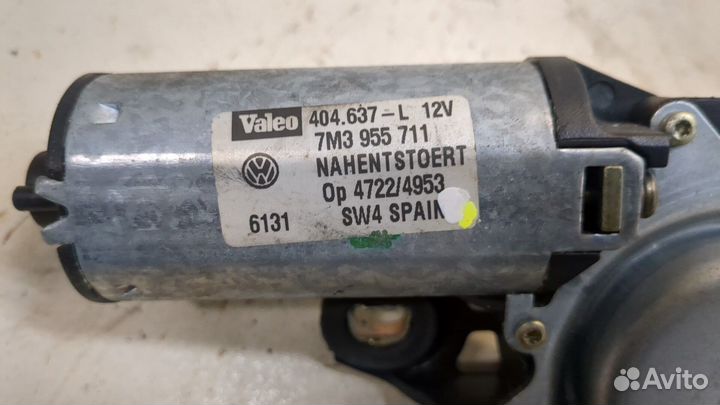 Двигатель стеклоочистителя задний Volkswagen Sharan, 2001