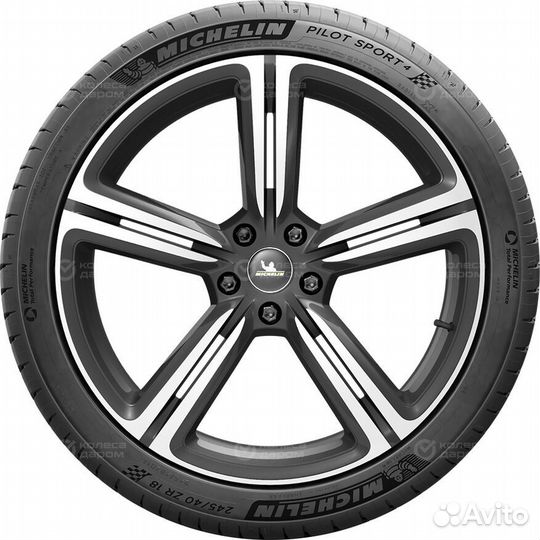 Michelin Pilot Sport 4 225/45 R19 96W