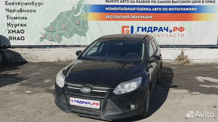 Накладка двери задней правой Ford Focus 3 1727041