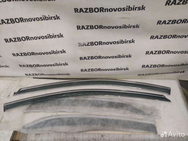 Дефлекторы окон (ветровики) Toyota Camry XV70 2017