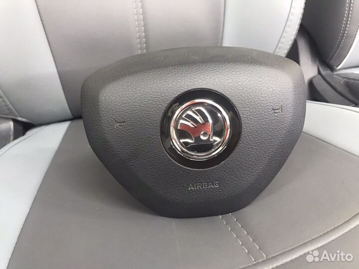 Подушка безопасности руля Шкода Октавия А7