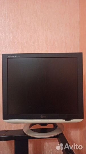 Монитор LG flatron l1740bqc