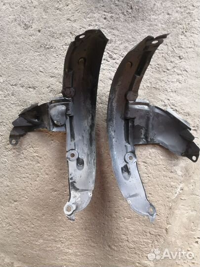 Подкрылки на Рено Симбол