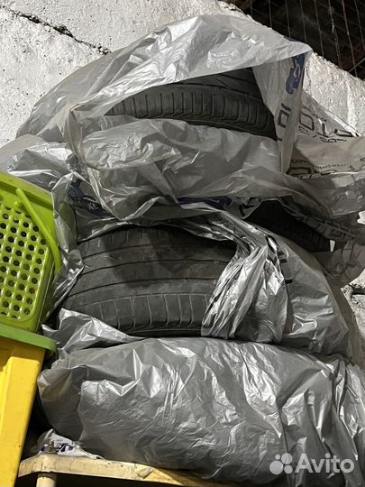 Bridgestone Alenza 001 215/55 R16