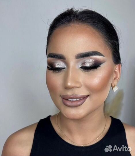 Макияж И локоны