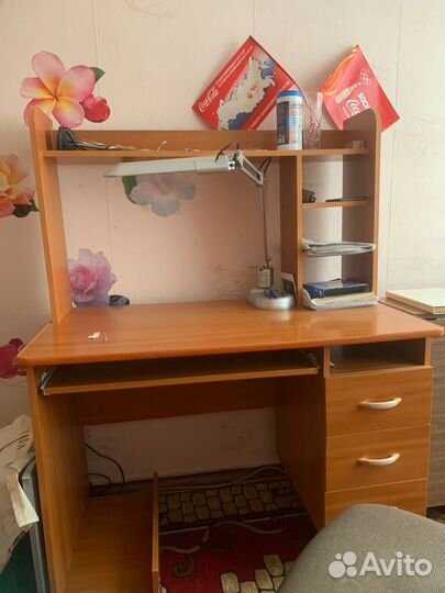 Компьютерный стол
