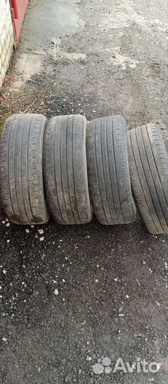 Continental ContiPremiumContact 2 215/55 R17