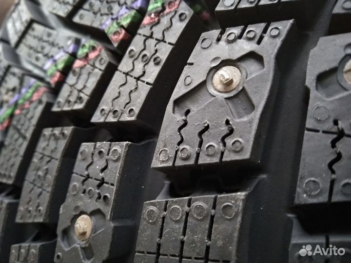 Continental IceContact 3 215/65 R16 T