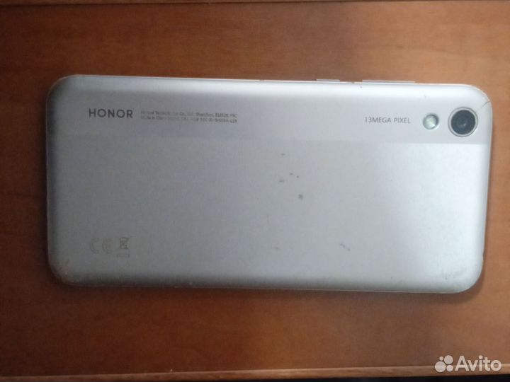 HONOR 8S, 3/64 ГБ