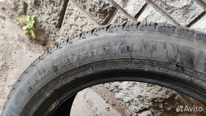 Michelin X-Ice 235/50 R18