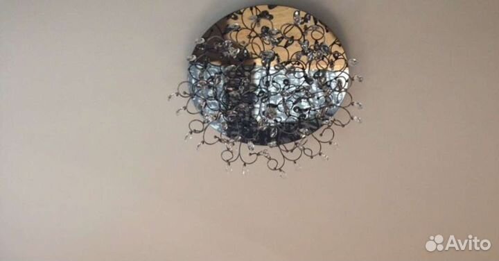 Люстра и бра