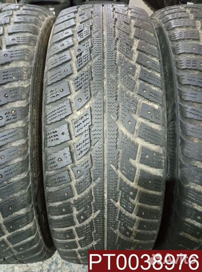 Kumho I'Zen RV Asymmetric 235/65 R17 98H